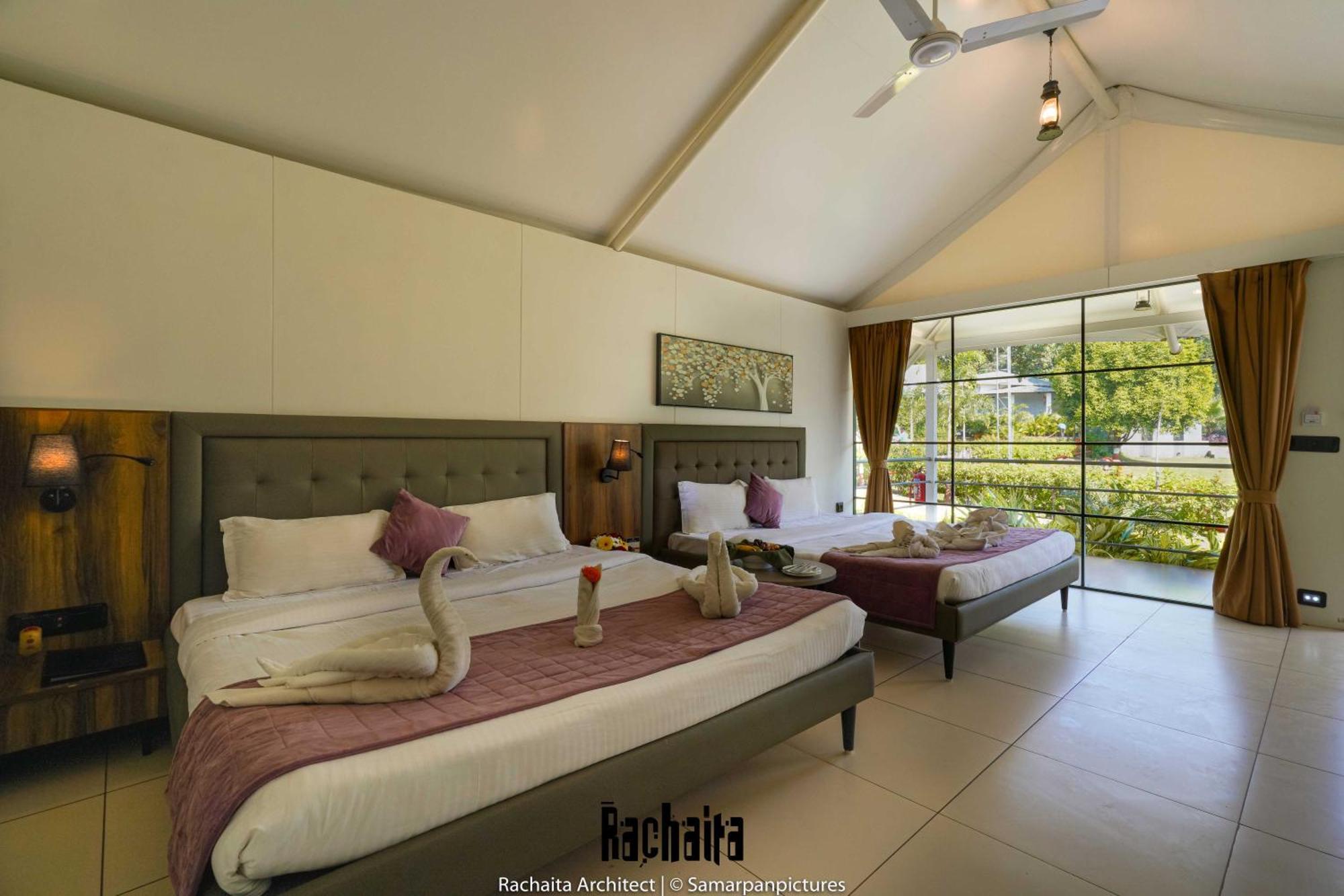White Feather Resort Kauncha 실바사 외부 사진