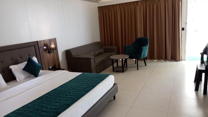 White Feather Resort Kauncha 실바사 외부 사진