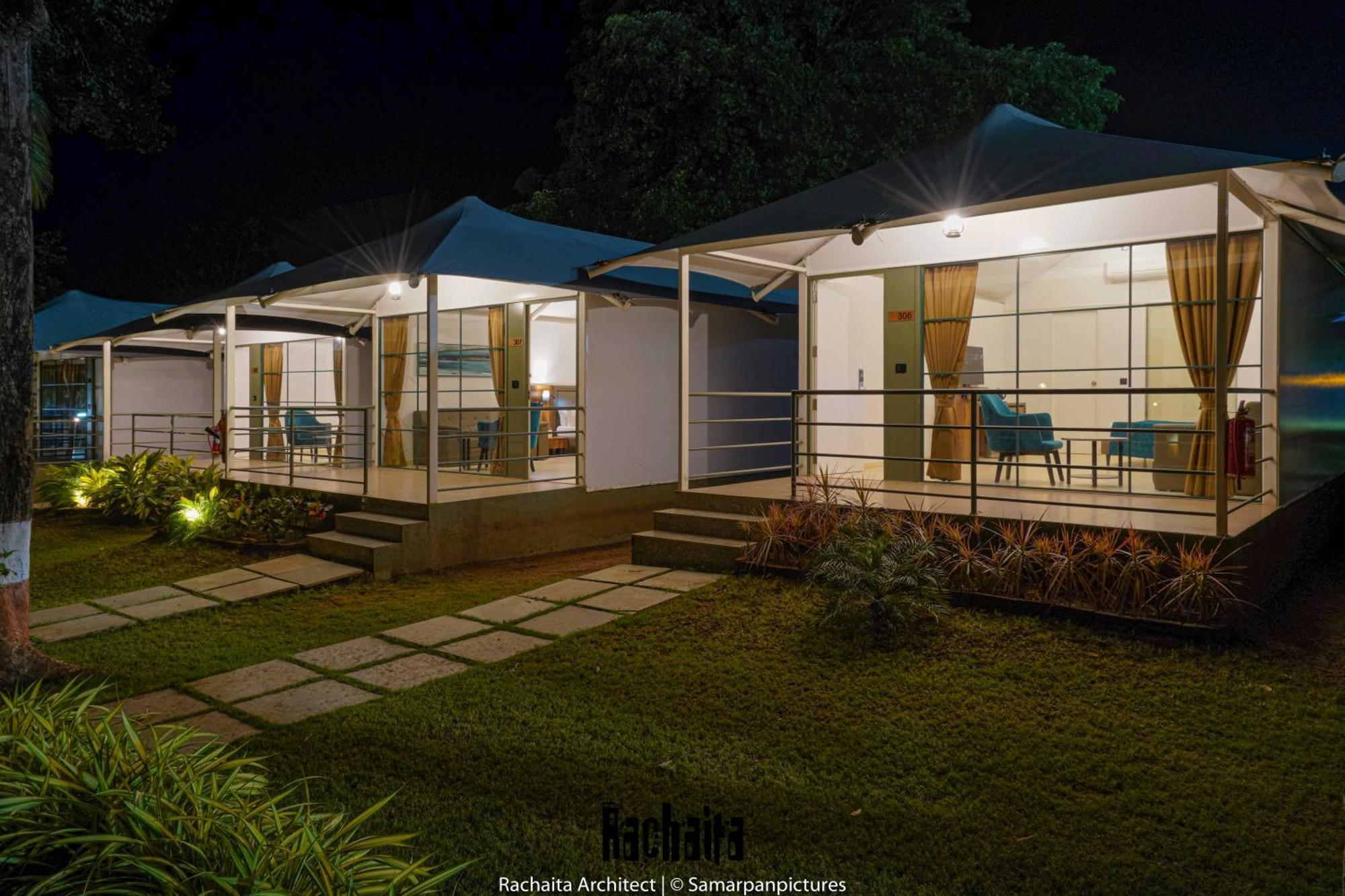 White Feather Resort Kauncha 실바사 외부 사진